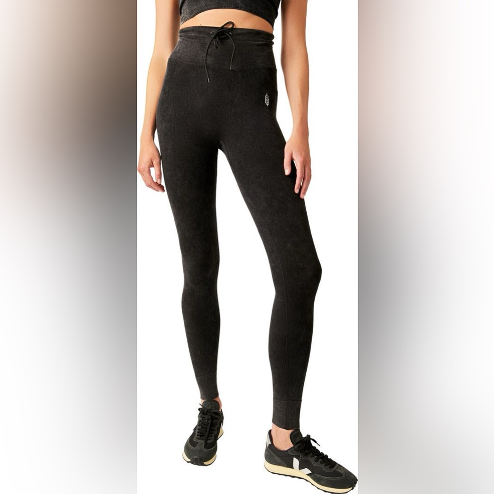NWT FP Movement Go To Leggings Washed Black Ankle Leggings Size M/L - Picture 2 of 11